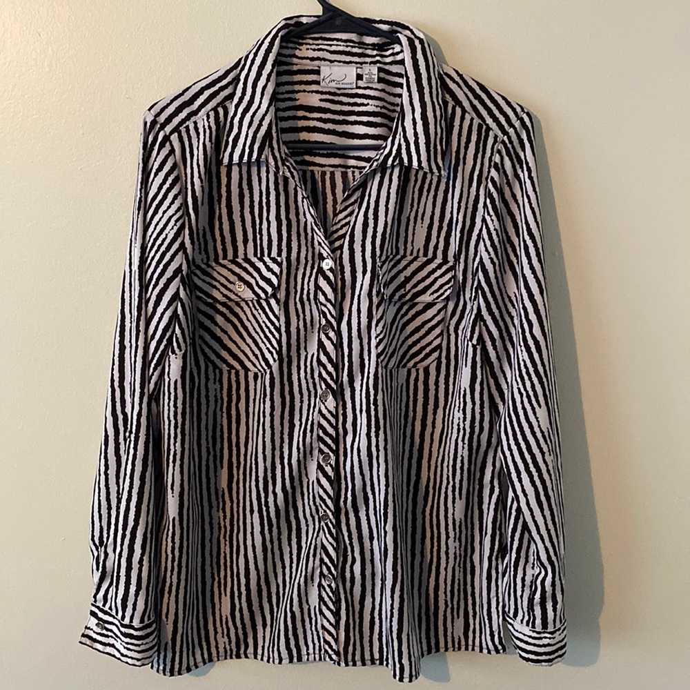 Kim Rogers long sleeve button up. Size large